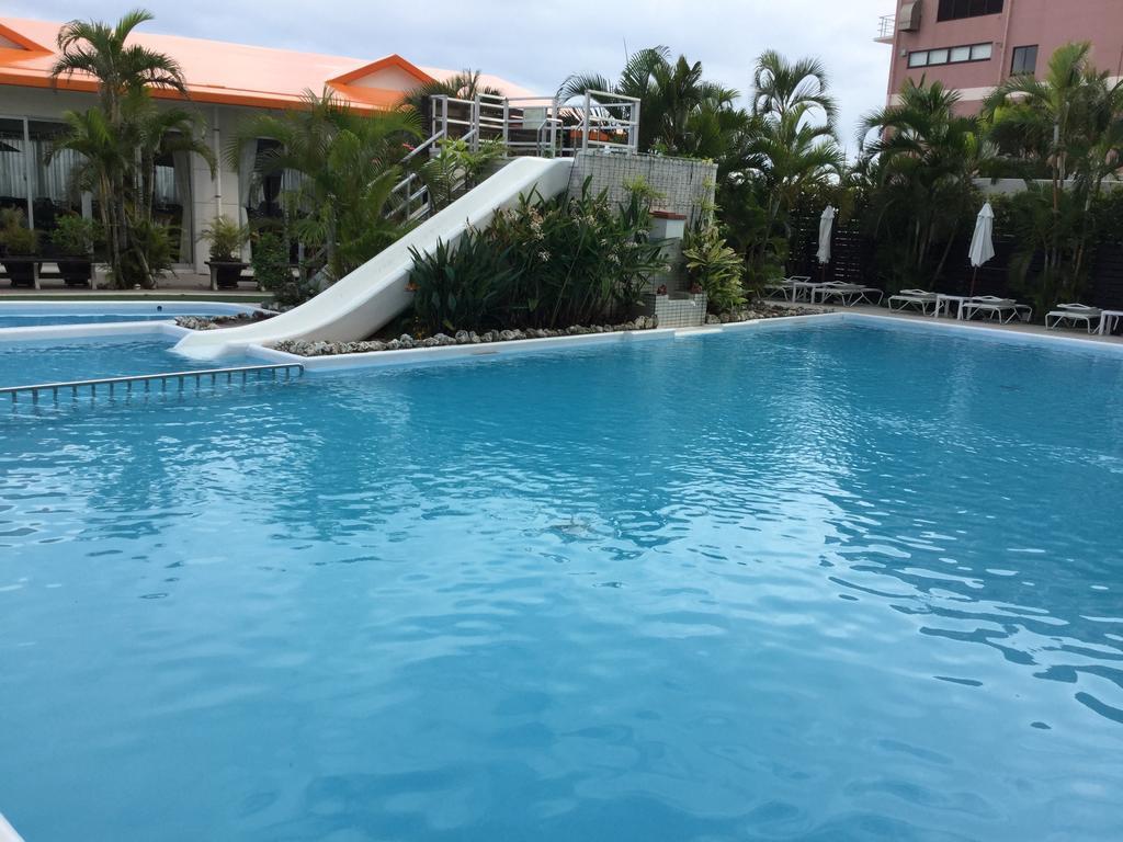 Hotel Gran View Garden Okinawa Tomigusuku Екстериор снимка
