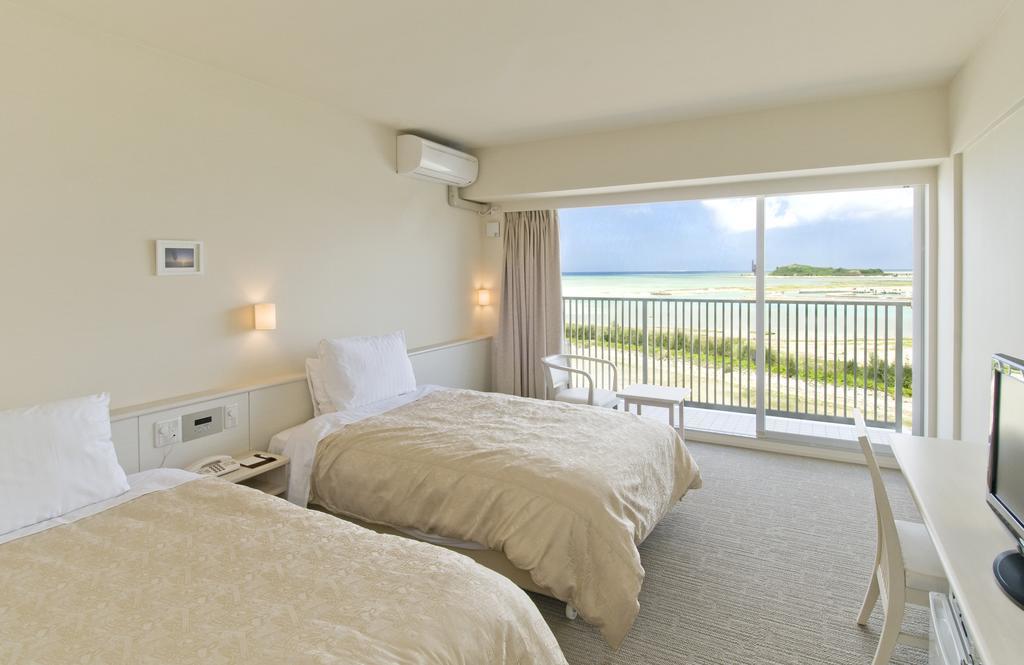 Hotel Gran View Garden Okinawa Tomigusuku Екстериор снимка
